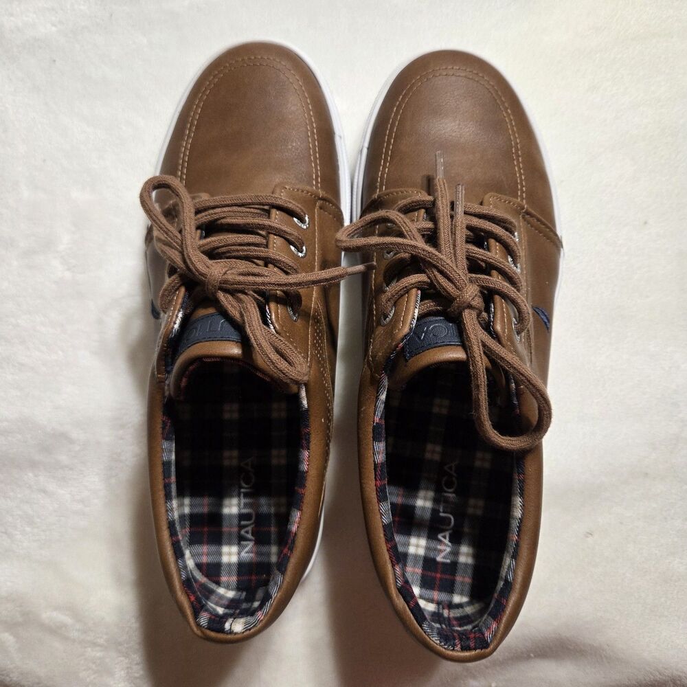 Nautica Berrian Youth Boys Brown Sneakers US 5 UK 4 EU 37 Man Made Materials
